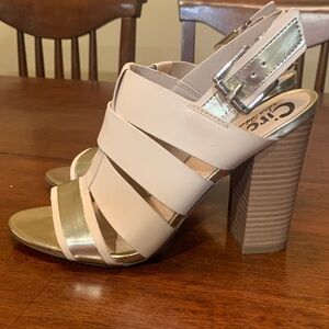 Absolutely stunning brand new authentic Sam Edelman Circus nude sandals,size 7.5
